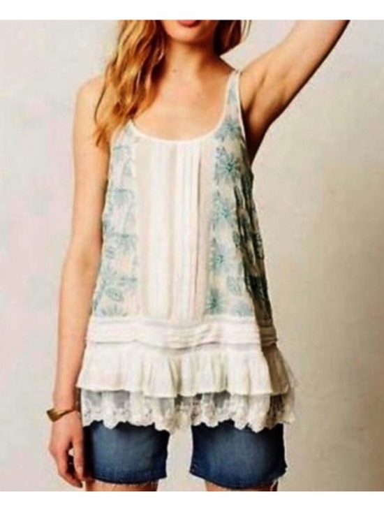 Anthropologie Tops - Anthropologie l Lilka Layered Lace Hem Sleeveless Tank Top with Embroidery